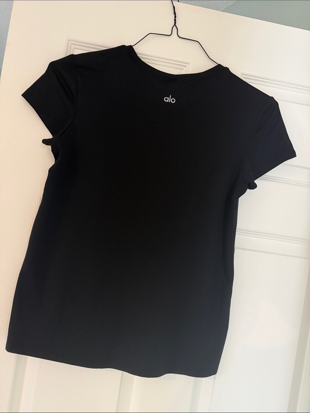 [alo] Alosoft Finesse Tee - White and Black - Picture 11 of 13